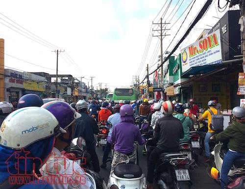 Xoá điểm đen kẹt xe bằng dự án mở rộng đường Trường Chinh và Lê Trọng Tấn ảnh 1